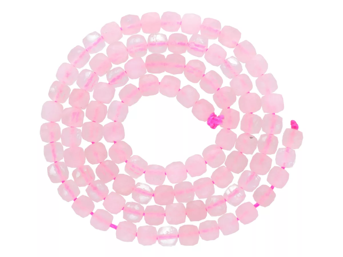 K7C95 KWARC RÓŻOWY KOSTKI FASETOWANE 4/4 mm - 1 SZNUR