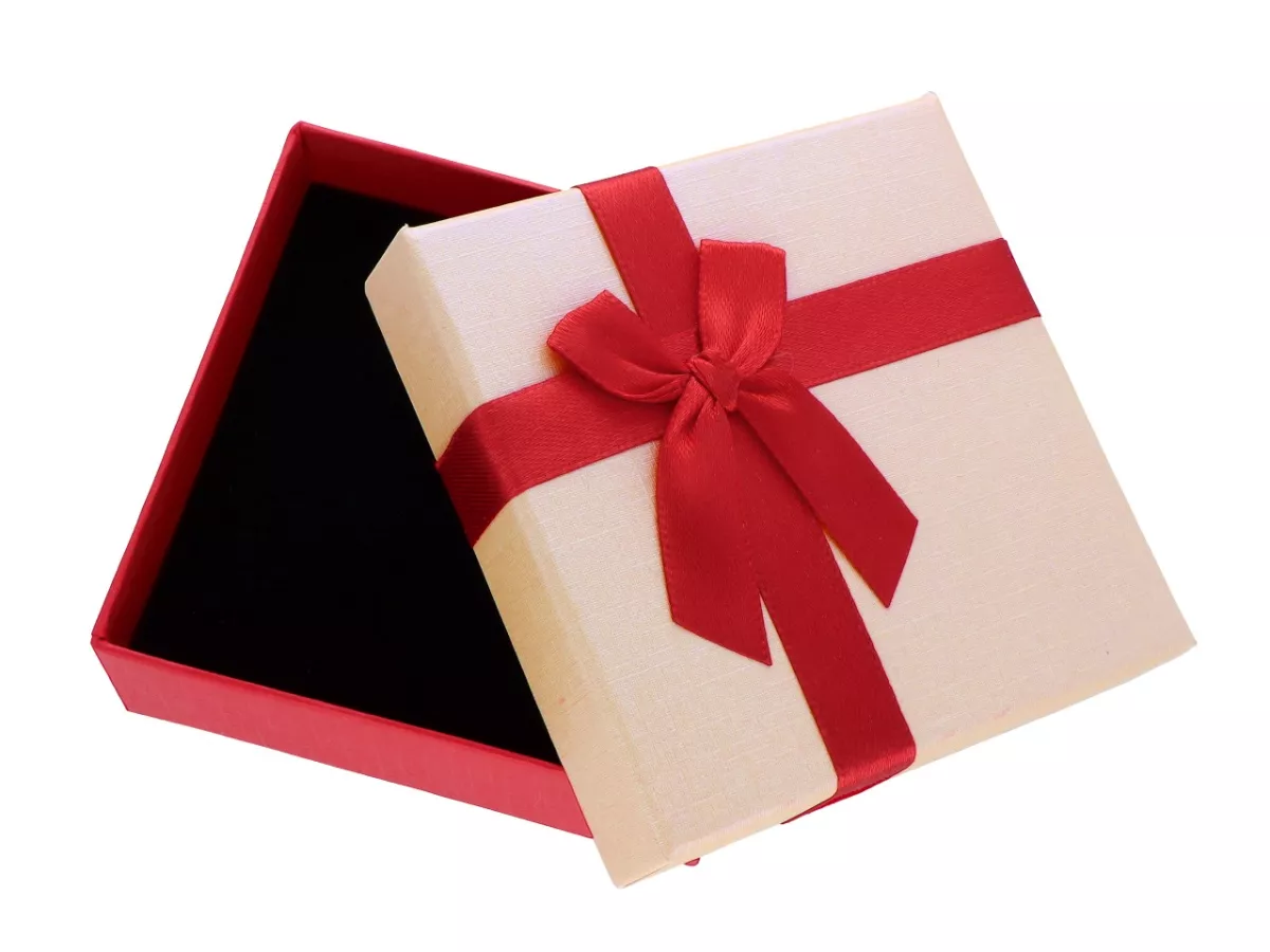 O1G29H PUDEŁKO NA BIŻUTERIĘ 9/9 cm 12 SZTUK - HURT