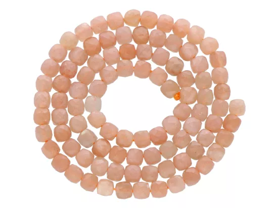 K7H86 KAMIEŃ SŁONECZNY KOSTKI FASETOWANE 4/4 mm - 1 SZNUR