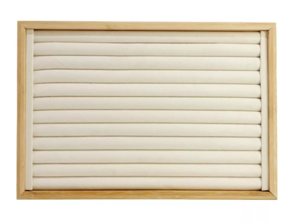 O1I46 EKSPOZYTOR NA PIERŚCIONKI