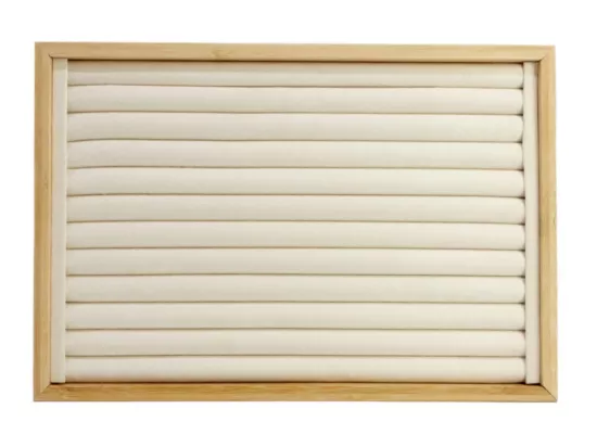 O1I46 EKSPOZYTOR NA PIERŚCIONKI