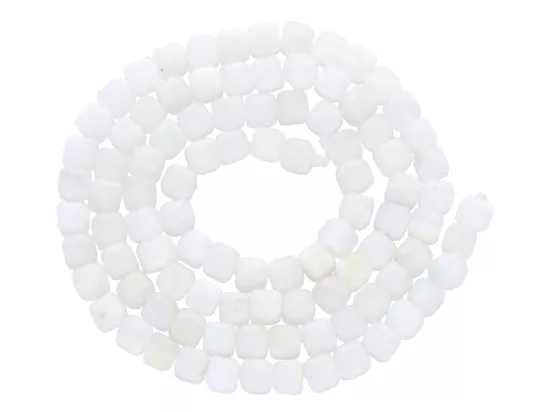 K7H78 KAMIEŃ KSIĘŻYCOWY KOSTKI 4,5/4,5 mm - 1 SZNUR