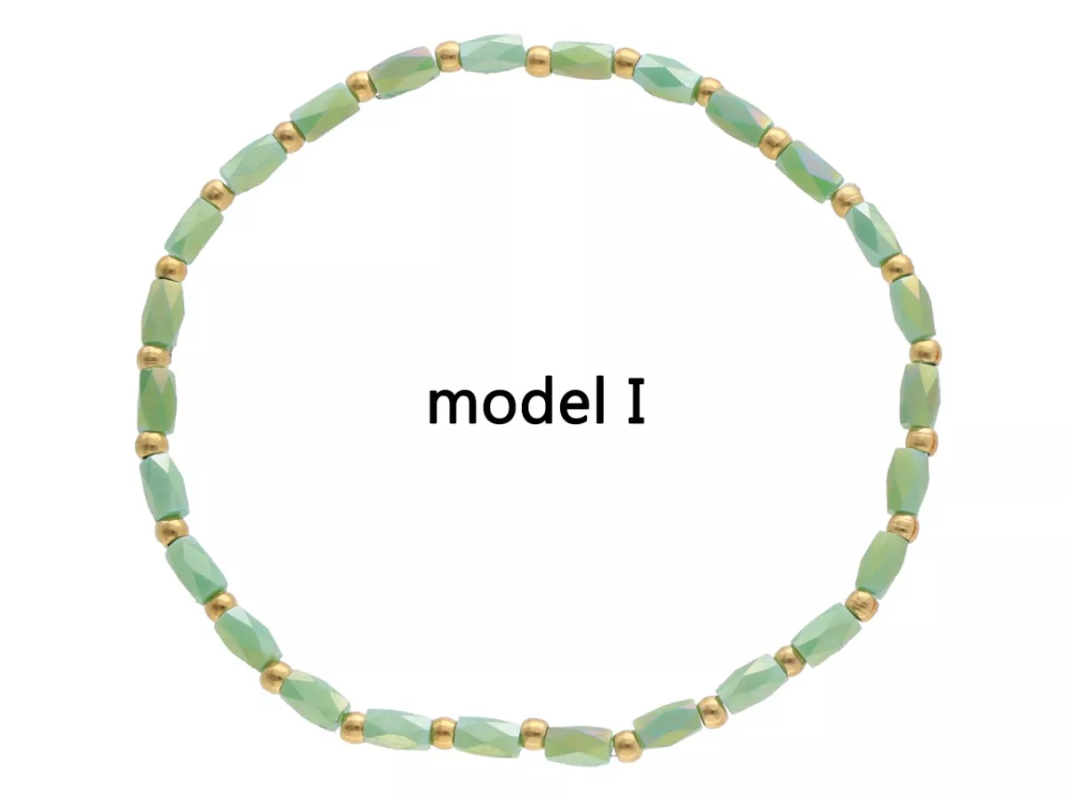 R4S57 BRANSOLETKA KRYSZTAŁKI I STAL CHIRURGICZNA NA GUMCE