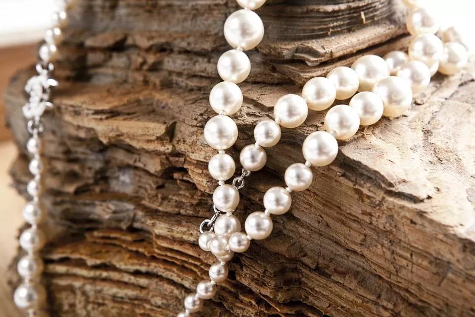 Twój pierwszy naszyjnik z perłą. Pomożemy w wyborze najlepszego modelu!