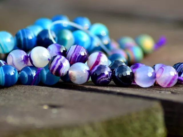 Lubisz biżuterię hand made? U nas znajdziesz kamienie naturalne do jej tworzenia!