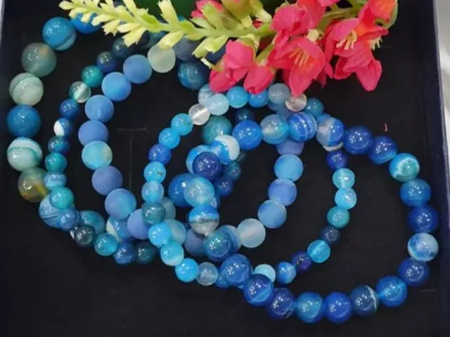 Jak zawiązać bransoletkę na gumce? Praktyczny przewodnik